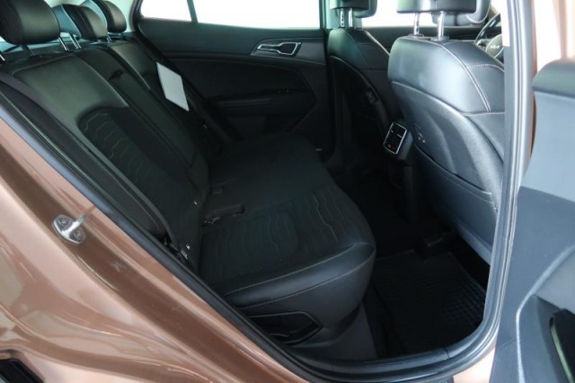 Kia Sportage  1.6 T-GDI MHEV 