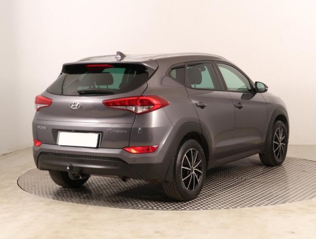 Hyundai Tucson  1.7 CRDi 