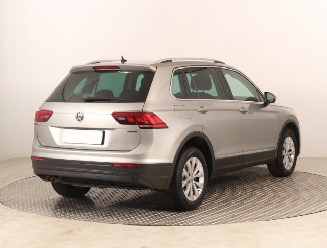 Volkswagen Tiguan  2.0 TDI Comfortline