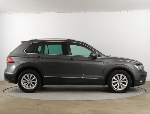 Volkswagen Tiguan  2.0 TDI 