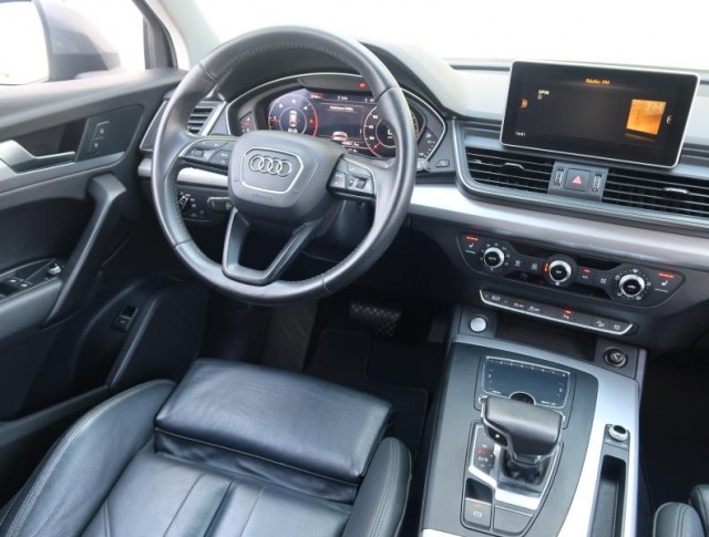 Audi Q5  2.0 TDI 