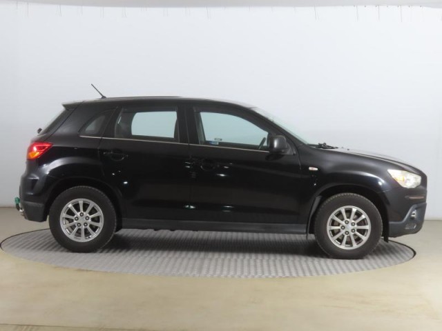 Mitsubishi ASX  1.8 DI-D MIVEC 