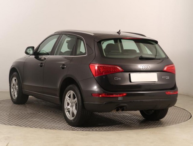 Audi Q5  2.0 TDI 