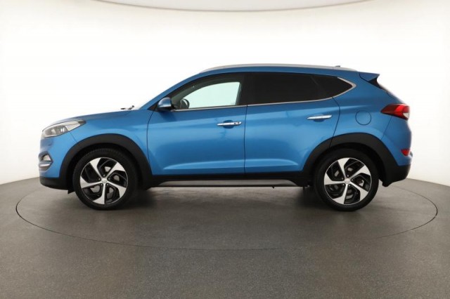 Hyundai Tucson  2.0 CRDi 