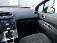 Peugeot 5008  1.6 HDi 