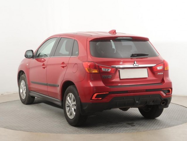 Mitsubishi ASX  1.6 MIVEC 