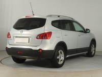 Nissan Qashqai  1.6 