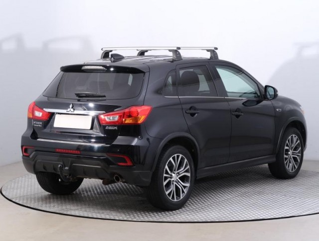 Mitsubishi ASX  1.6 MIVEC Intense