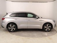 Volkswagen Touareg  3.0 TDI 