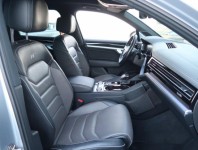 Volkswagen Touareg  3.0 TDI 