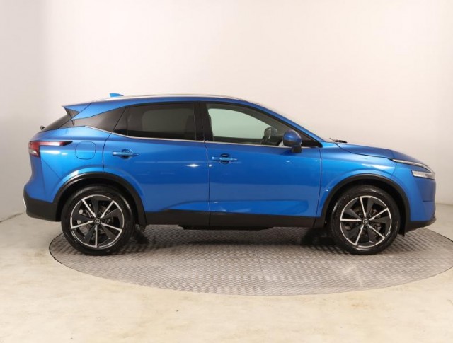 Nissan Qashqai  1.3 DIG-T MHEV 