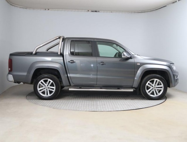 Volkswagen Amarok  V6 3.0 TDI 