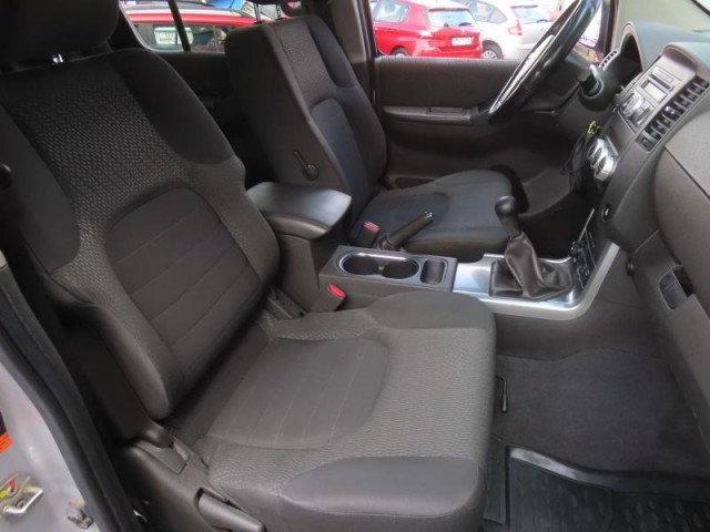 Nissan Pathfinder  2.5 dCi 