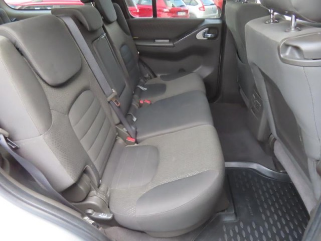 Nissan Pathfinder  2.5 dCi 