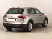 Volkswagen Tiguan  2.0 TDI 