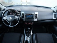 Mitsubishi Outlander  2.0 DI-D 