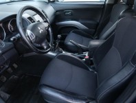 Mitsubishi Outlander  2.0 DI-D 