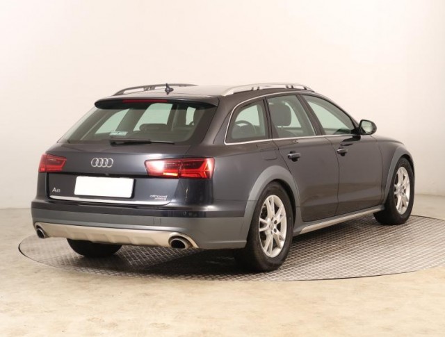 Audi A6 Allroad  3.0 TDI 