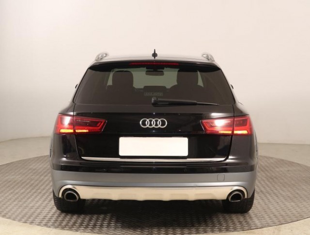 Audi A6 Allroad  3.0 TDI 