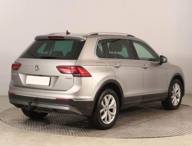 Volkswagen Tiguan  2.0 TDI 