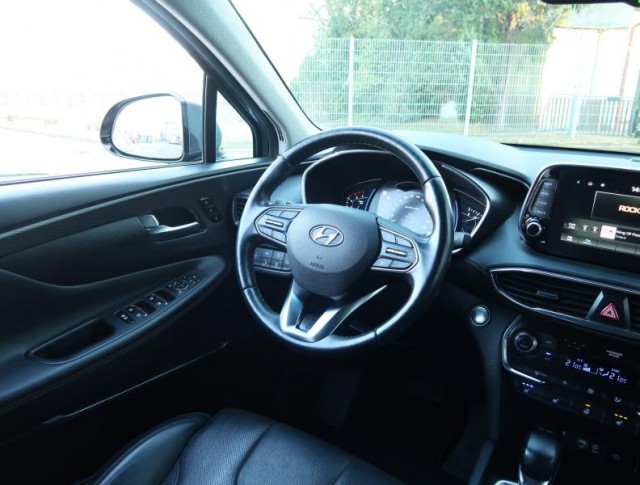 Hyundai Santa Fe  2.2 CRDi 