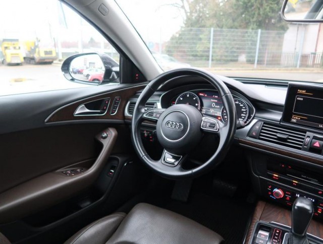 Audi A6 Allroad  3.0 TDI 