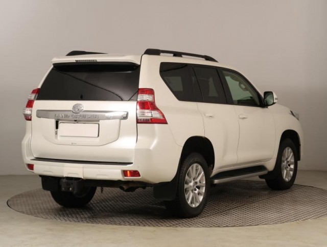 Toyota Land Cruiser  2.8 D-4D 