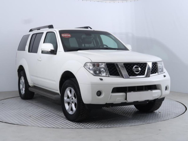 Nissan Pathfinder  2.5 dCi 