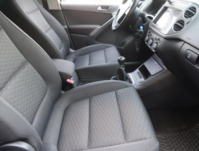 Volkswagen Tiguan  2.0 TDI 