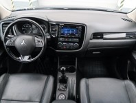 Mitsubishi Outlander  2.2 DI-D 