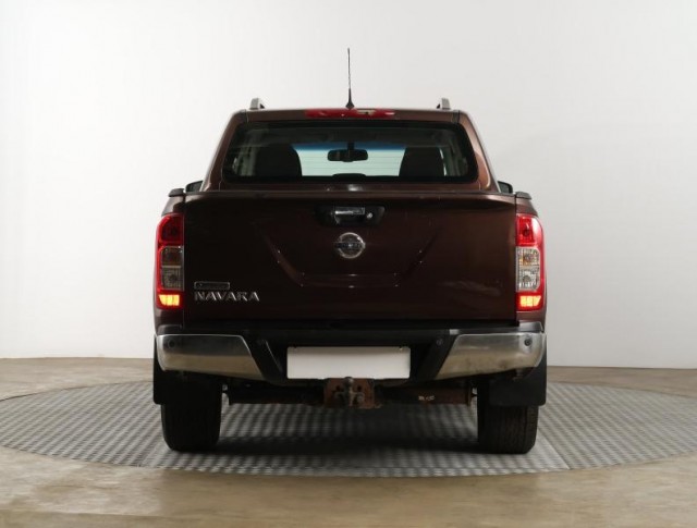 Nissan Navara  2.3 dCi 