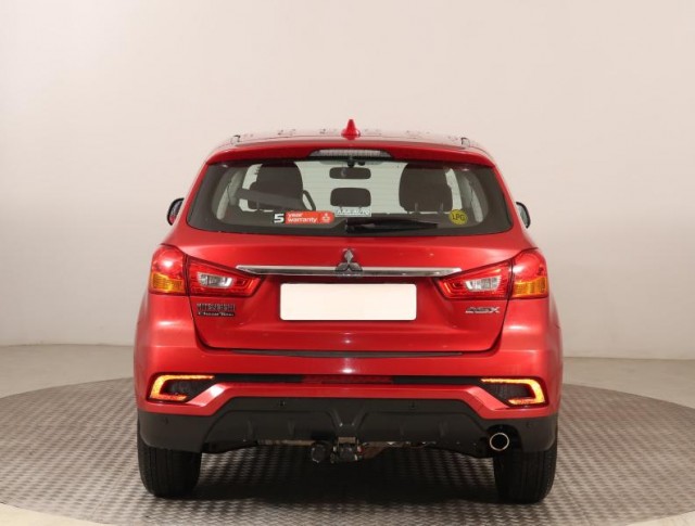 Mitsubishi ASX  1.6 MIVEC 