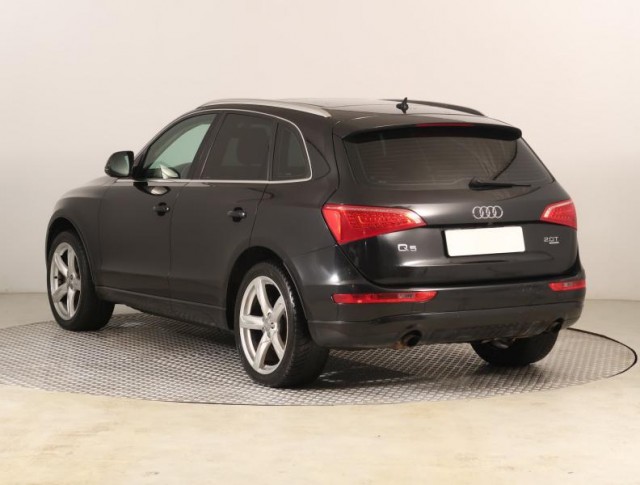 Audi Q5  2.0 TFSI 