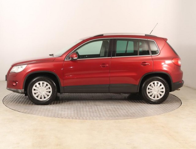 Volkswagen Tiguan  2.0 TDI 