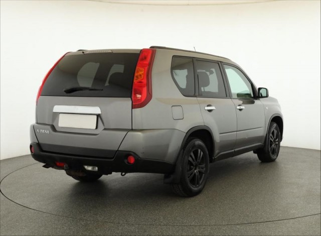 Nissan X-Trail  2.5 