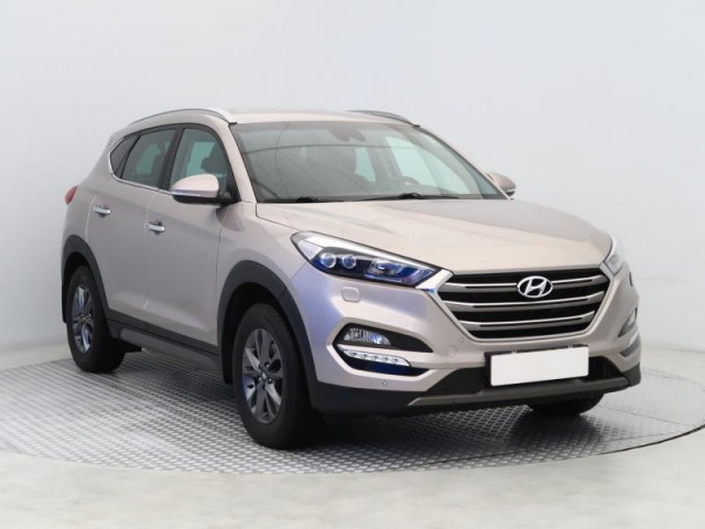 Hyundai Tucson  2.0 CRDi 