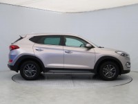 Hyundai Tucson  2.0 CRDi 