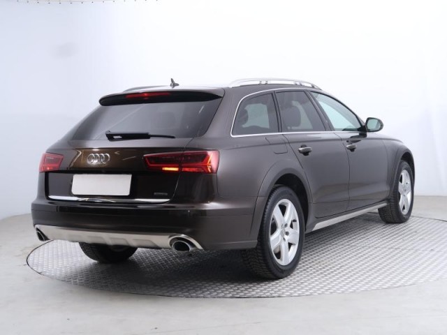 Audi A6 Allroad  3.0 TDI 