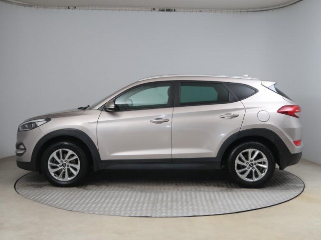 Hyundai Tucson  1.7 CRDi 