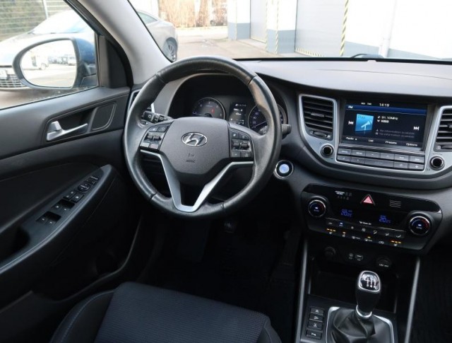 Hyundai Tucson  2.0 CRDi 