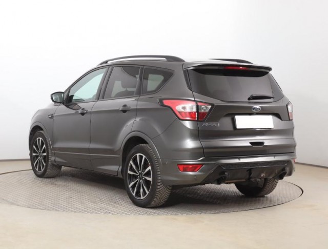 Ford Kuga  2.0 TDCi ST-Line
