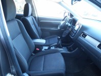 Mitsubishi Outlander  2.0 