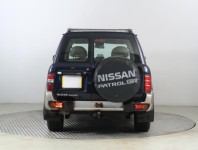 Nissan Patrol  3.0 DTi 