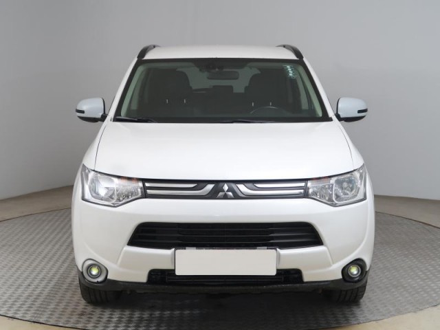 Mitsubishi Outlander  2.2 DI-D 