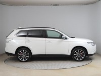 Mitsubishi Outlander  2.2 DI-D 