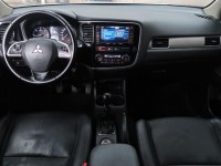 Mitsubishi Outlander  2.2 DI-D 