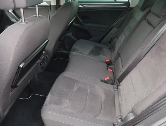Volkswagen Tiguan  2.0 TDI 