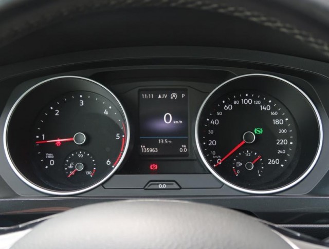 Volkswagen Tiguan  2.0 TDI 