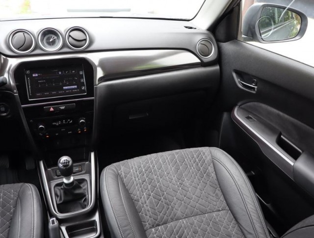 Suzuki Vitara  1.4 BoosterJet Elegance
