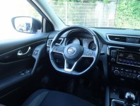 Nissan Qashqai  1.3 DIG-T 